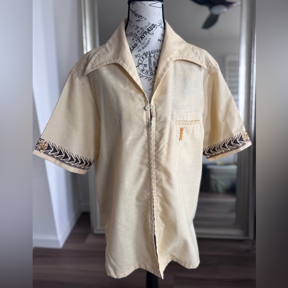 vintage 60's 70's IOLANI Hawaiian Aloha Light Yellow Zip Up Shirt Men’s Size L